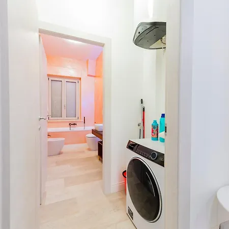 דירה Station Modern & Apartment!