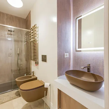 Guesthost - Station Modern & Apartment! * Pescara