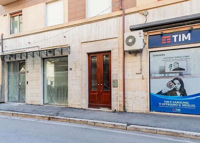 Daire Guesthost - Station Modern & Apartment!